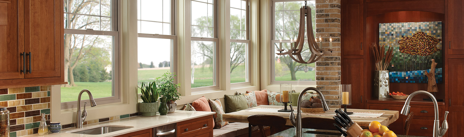 Montecito Series vinyl single hung windows